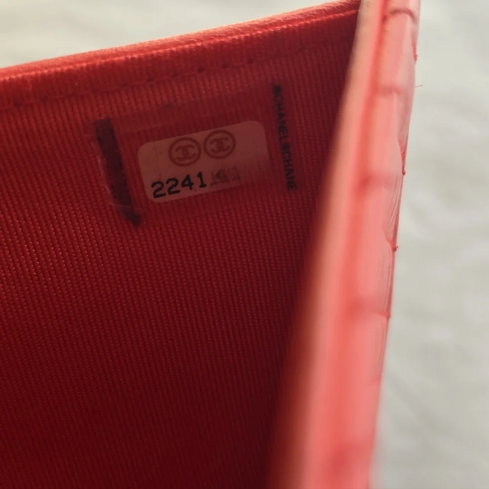 CHANEL elegant coral